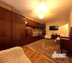 2-к квартира, вторичка, 43м2, 1/5 этаж