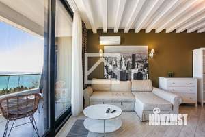 Студия квартира, вторичка, 53м2, 1/7 этаж