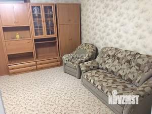 3-к квартира, вторичка, 74м2, 1/2 этаж