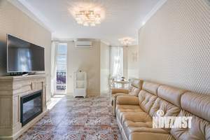 4-к квартира, вторичка, 103м2, 4/5 этаж