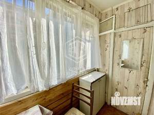 2-к квартира, вторичка, 53м2, 1/5 этаж
