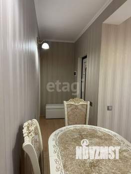 2-к квартира, вторичка, 45м2, 1/4 этаж