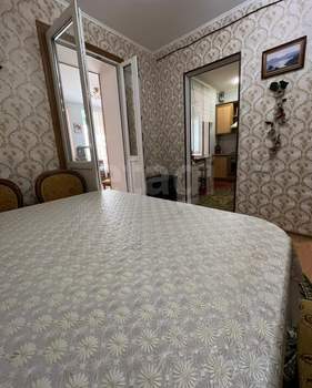 3-к квартира, вторичка, 103м2, 2/4 этаж