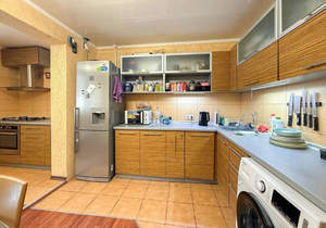 3-к квартира, вторичка, 68м2, 8/9 этаж