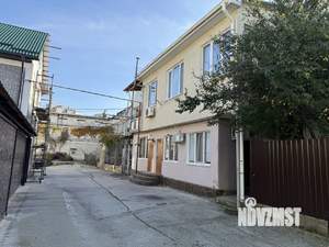 3-к квартира, вторичка, 74м2, 1/2 этаж