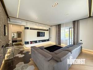 4-к квартира, вторичка, 205м2, 7/9 этаж