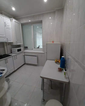 4-к квартира, вторичка, 89м2, 1/4 этаж