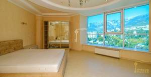 3-к квартира, вторичка, 118м2, 14/14 этаж