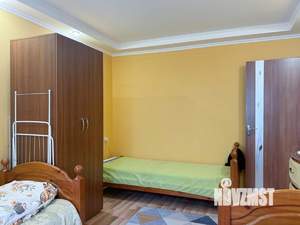 2-к квартира, вторичка, 44м2, 1/4 этаж