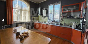 4-к квартира, вторичка, 223м2, 3/3 этаж