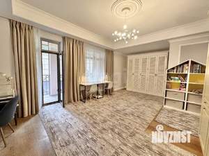 2-к квартира, вторичка, 61м2, 1/6 этаж