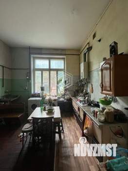 4-к квартира, вторичка, 100м2, 2/4 этаж