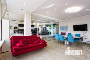 2-к квартира, вторичка, 116м2, 5/6 этаж