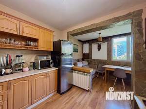 2-к квартира, вторичка, 56м2, 9/9 этаж