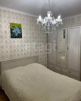 3-к квартира, вторичка, 80м2, 1/9 этаж