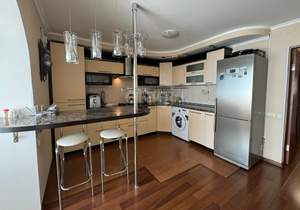 3-к квартира, вторичка, 89м2, 8/9 этаж