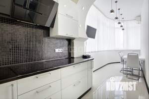 3-к квартира, вторичка, 130м2, 2/7 этаж