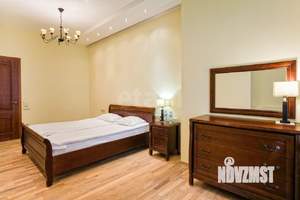 3-к квартира, вторичка, 118м2, 1/20 этаж