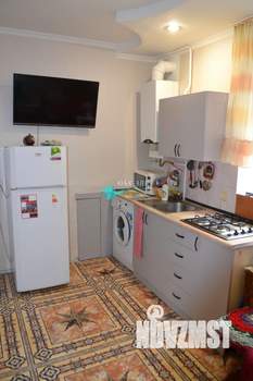 2-к квартира, вторичка, 62м2, 1/1 этаж