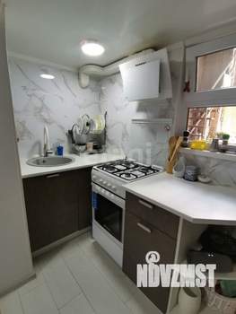 2-к квартира, вторичка, 61м2, 1/4 этаж