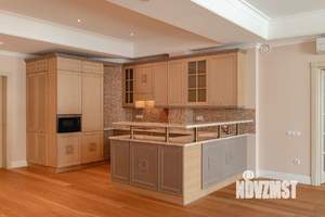 3-к квартира, вторичка, 133м2, 7/8 этаж