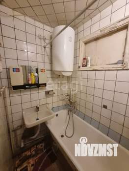 2-к квартира, вторичка, 42м2, 1/4 этаж