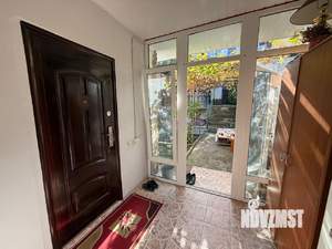 2-к квартира, вторичка, 74м2, 1/1 этаж