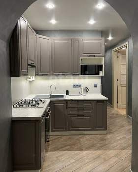 2-к квартира, вторичка, 60м2, 1/3 этаж