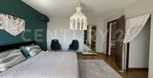 5-к квартира, вторичка, 240м2, 3/5 этаж