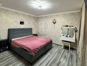 3-к квартира, вторичка, 90м2, 1/3 этаж