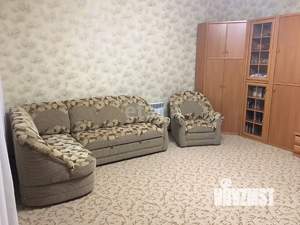 3-к квартира, вторичка, 74м2, 1/2 этаж