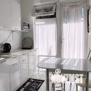 4-к квартира, вторичка, 62м2, 1/2 этаж