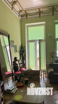 4-к квартира, вторичка, 100м2, 2/4 этаж