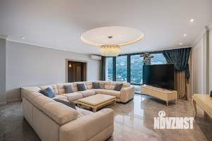 2-к квартира, вторичка, 84м2, 8/9 этаж