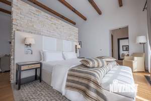 Студия квартира, вторичка, 68м2, 2/2 этаж