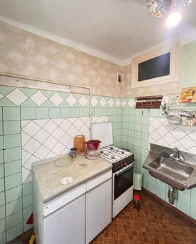 2-к квартира, вторичка, 42м2, 3/4 этаж
