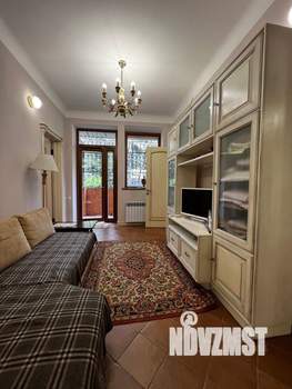 2-к квартира, вторичка, 55м2, 1/4 этаж