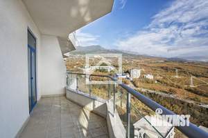 2-к квартира, вторичка, 76м2, 10/13 этаж