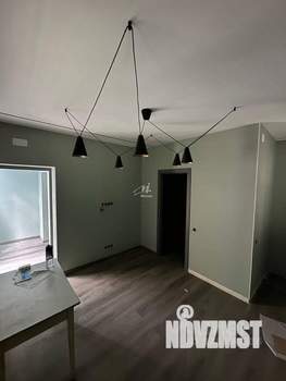 2-к квартира, вторичка, 77м2, 1/4 этаж