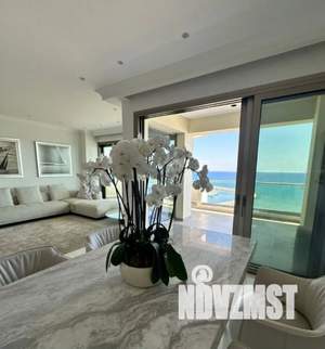 1-к квартира, вторичка, 61м2, 5/20 этаж