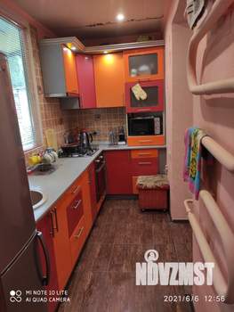 2-к квартира, вторичка, 43м2, 1/4 этаж