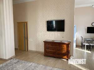 Студия квартира, вторичка, 64м2, 2/8 этаж