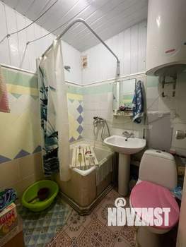 2-к квартира, вторичка, 43м2, 1/4 этаж