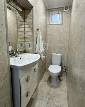 3-к квартира, вторичка, 90м2, 1/3 этаж