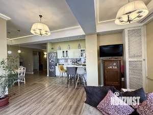 4-к квартира, вторичка, 142м2, 9/9 этаж