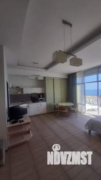 2-к квартира, вторичка, 76м2, 2/5 этаж