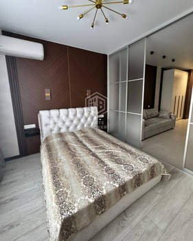 Студия квартира, вторичка, 32м2, 10/18 этаж