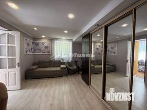 3-к квартира, вторичка, 98м2, 1/2 этаж