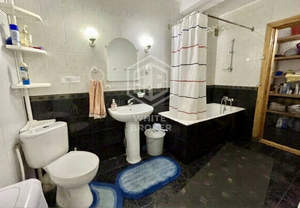 3-к квартира, вторичка, 86м2, 1/2 этаж