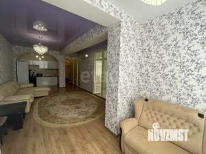 3-к квартира, вторичка, 81м2, 1/9 этаж